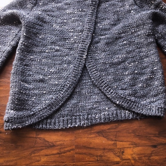 | Banana Republic | OpenBack Sweater - Picture 3 of 5